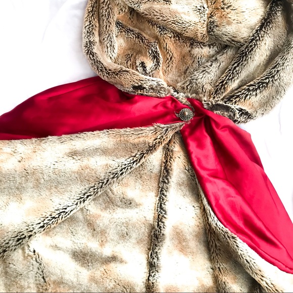 Halloween Finery! Handmade Silk Red Riding Hood - Picture 5 of 5